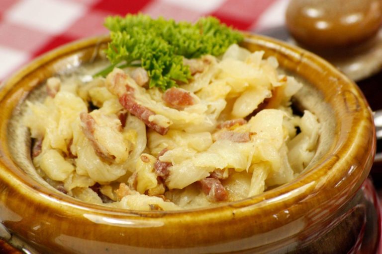 Chou braisé aux lardons